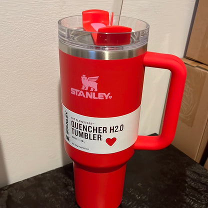 Stanley 40 oz Stainless Steel H2.0 Flowstate Quencher Tumbler Target Red
