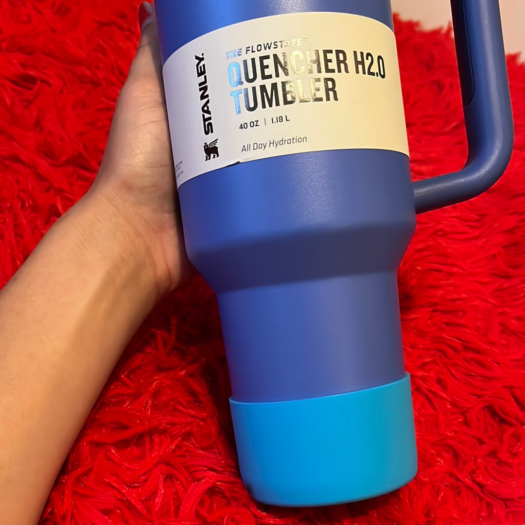 Stanley Silicone Boot 40oz Quencher Tumbler 🤍 : jandjmoderndesign